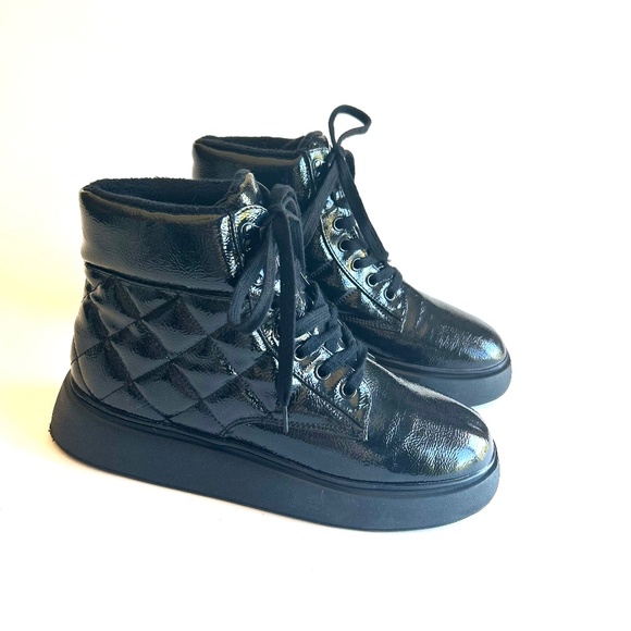 H&M Black Patent Leather Quilted Combat Boots size EUR 41, US 10.5 - Picture 1 of 14
